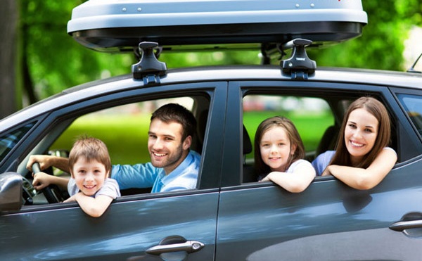 luu y bat buoc phai nho khi cho tre em tren xe o to 1