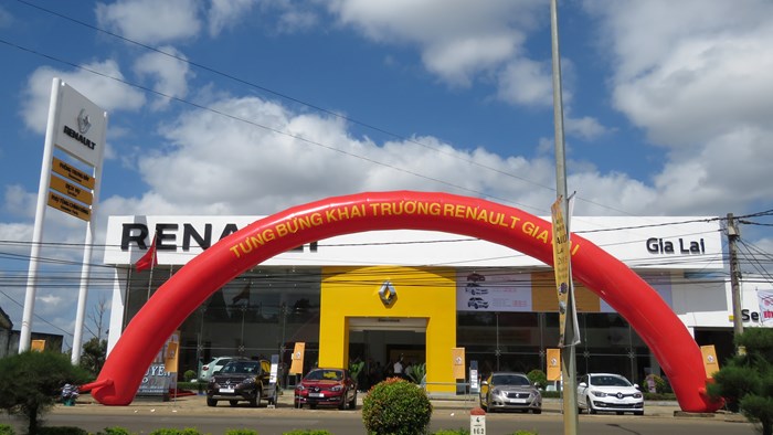 Renault Việt Nam tặng iphone 6 cho khách hàng khi mua xe 1 Renault Việt Nam dùng iPhone 6 tặng khách hàng