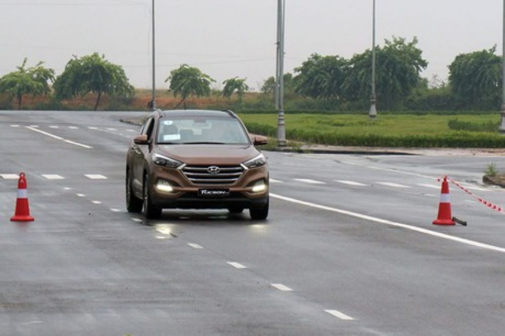 Ngắm Tucson 2016 "độ" cực chất tại Hà Nội 5 Hyundai-Tucson-2016-5