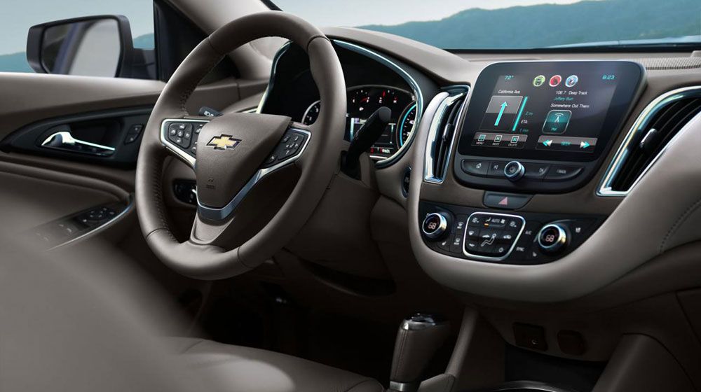 2016-Chevrolet-Malibu-1-cong-bo-gia-ban-5