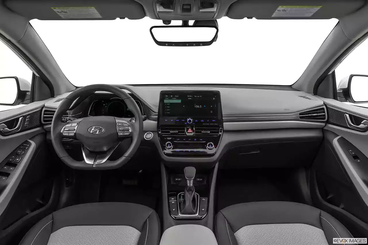 Hyundai IONIQ "3 trong 1" chính thức trình làng 7 2020 hyundai ioniq hybrid 4dr