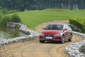 xe hyundai elantra 2017 17
