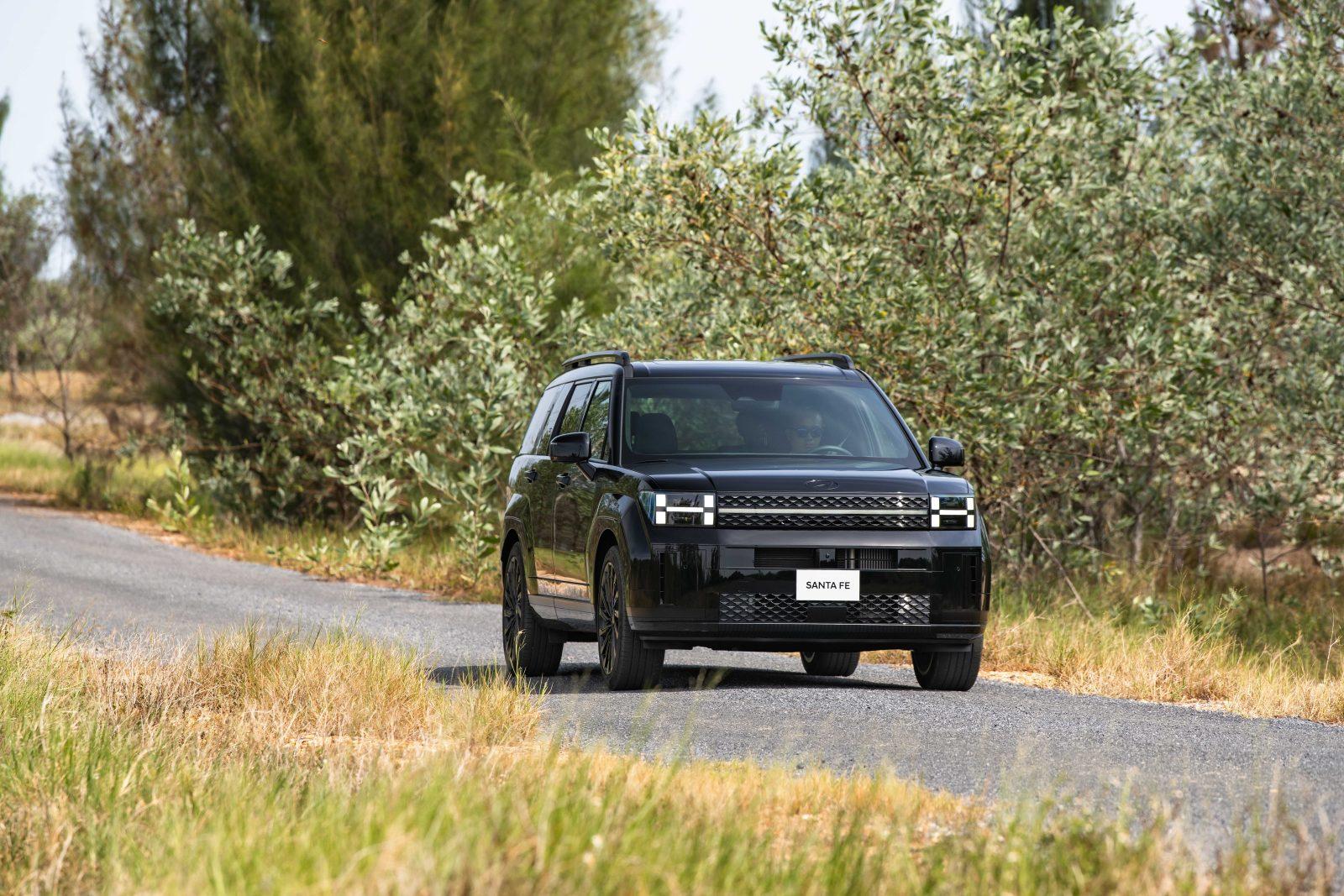 Hyundai Santafe Black 1