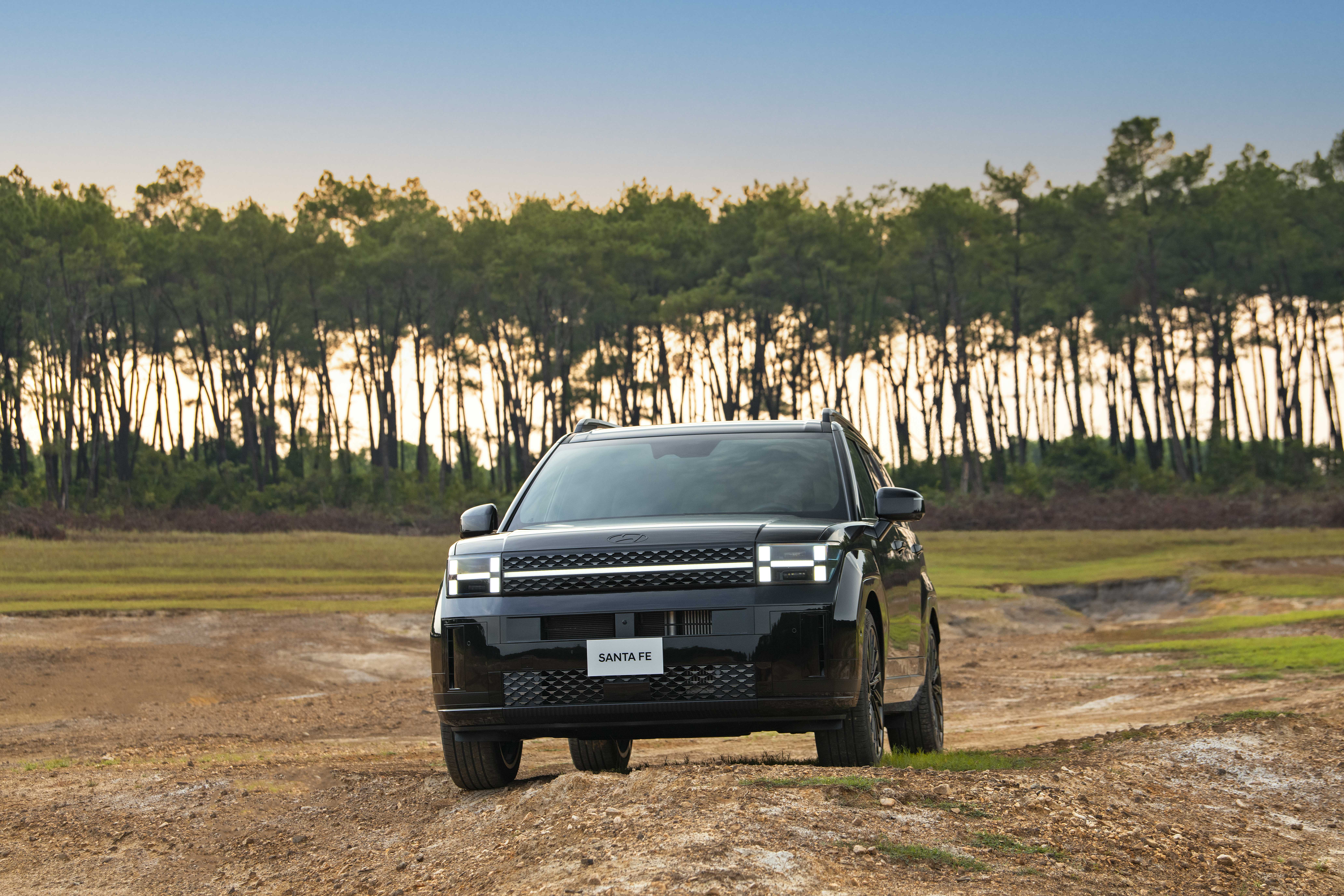 Hyundai Santafe Black 20