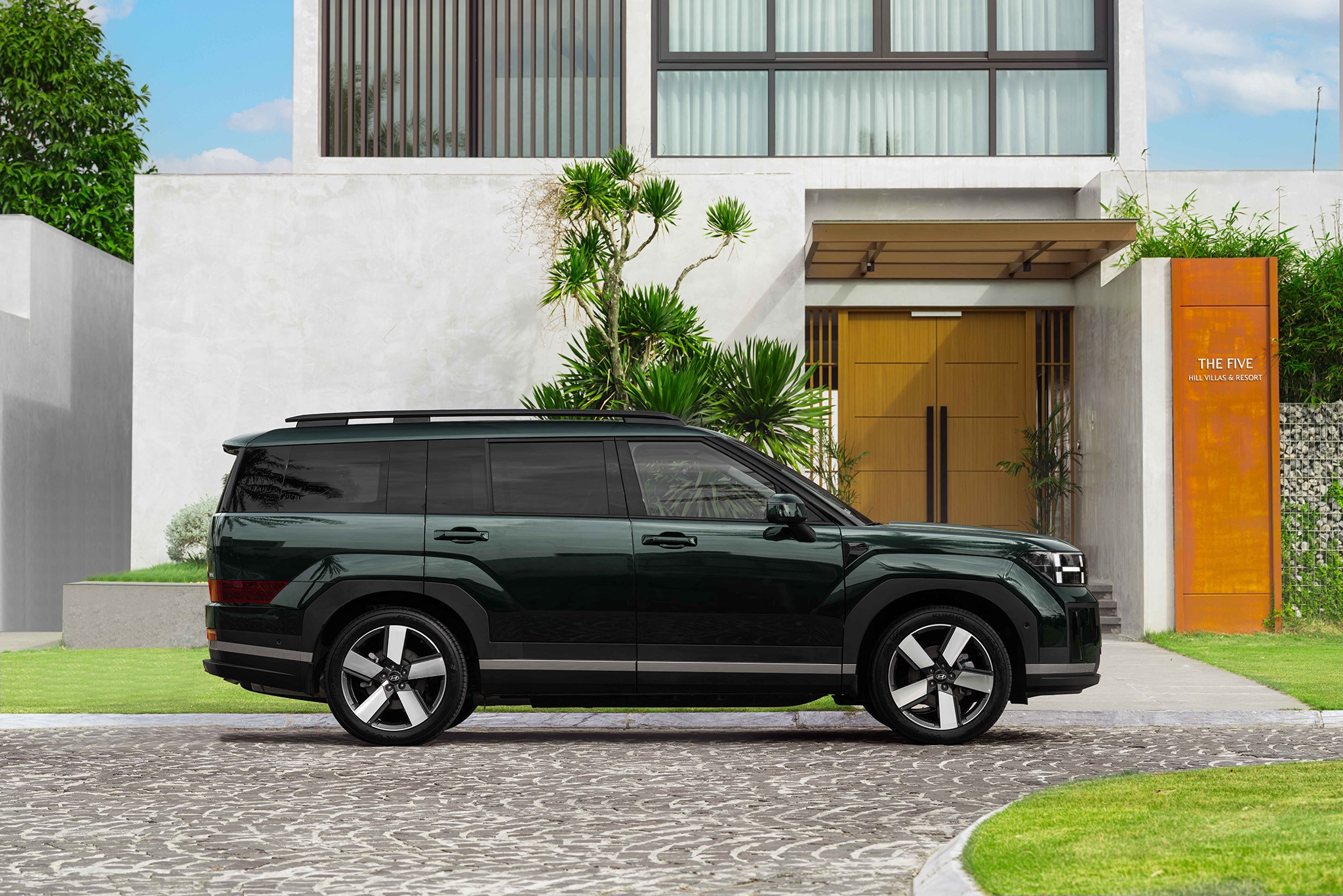 Hyundai santaFe hybrid 5