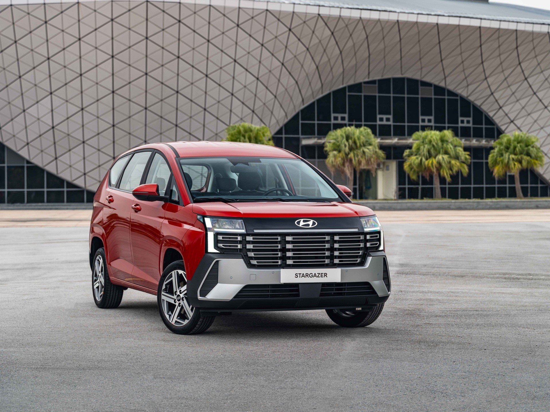 Hyundai New Stargazer